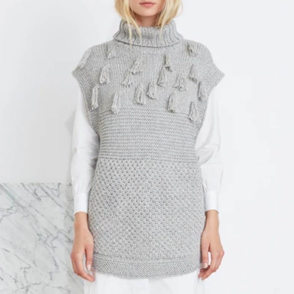 Apiece Apart Grey Fringe Alpaca Turtleneck Sweater Vest Small Grey Après-Ski